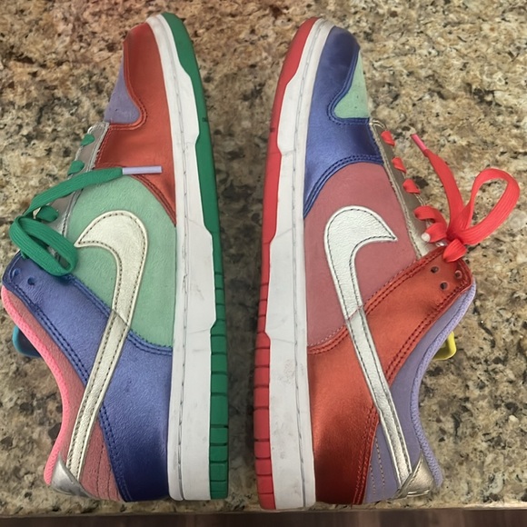 Nike dunk low sunset pulse worn two times like new - Picture 6 of 12